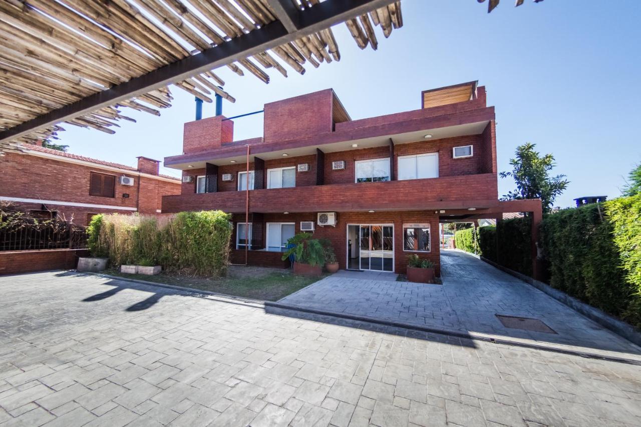 Costalago Suites- By Hvh Βίλα Κάρλος Παζ Εξωτερικό φωτογραφία